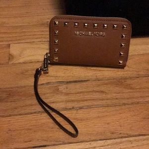 Authentic Michael Kors /wristlet